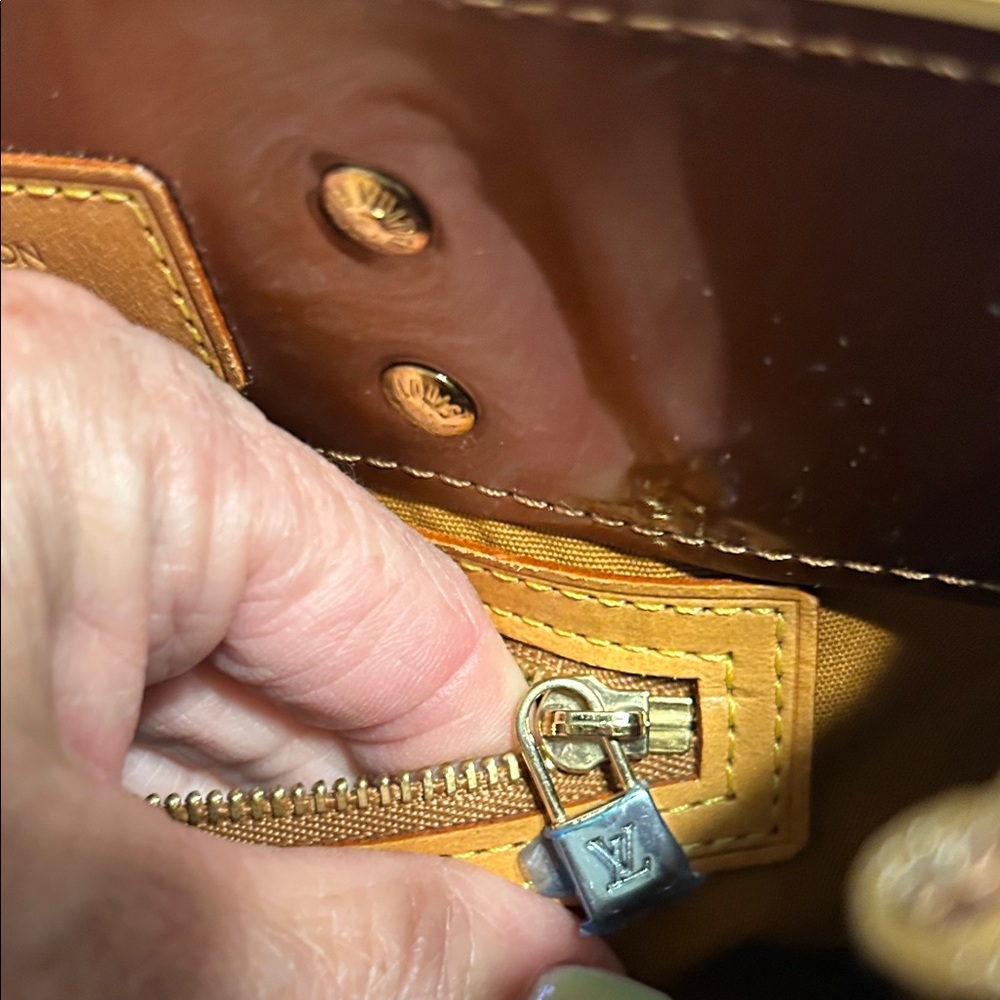LV Monogram Vernis Reade Bronze MINI Tote Bag - Picture 12 of 16